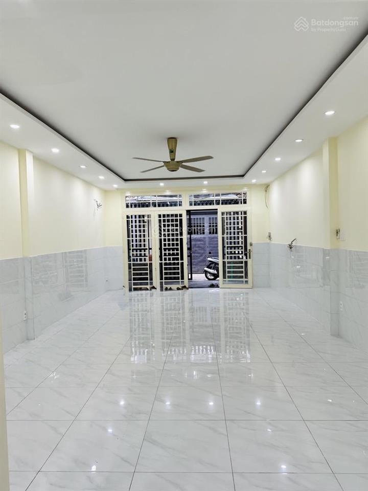 Bán nhà đẹp trần quang diệu quận 3, tp.hcm, hẻm ô tô 67 m2 9,5 tỷ
