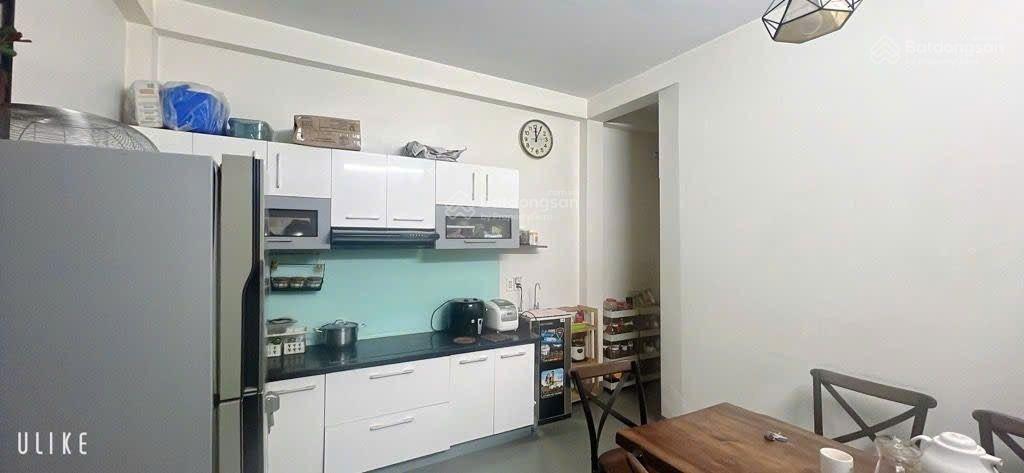 Xuất cảnh bán gấp nhà cách mạng tháng 8 ngay công viên lê thị riêng, hẻm xe tải thông ra hoàng sa