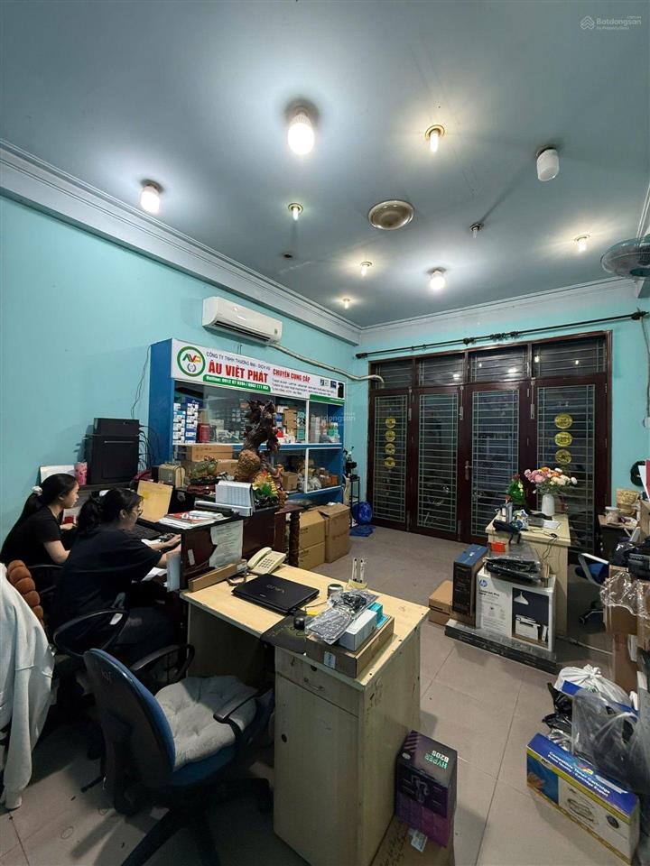 Hẻm xe tải cộng hòa, tân bình, cạnh nhà ga t3, gần siêu thị và trường học, pháp lý đầy đủ
