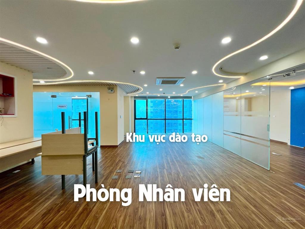 Bql cho thuê viwaseen 48 tố hữu 250m2 cắt nhỏ 100m2 sẵn nội thất đẹp cơ bản vào luôn