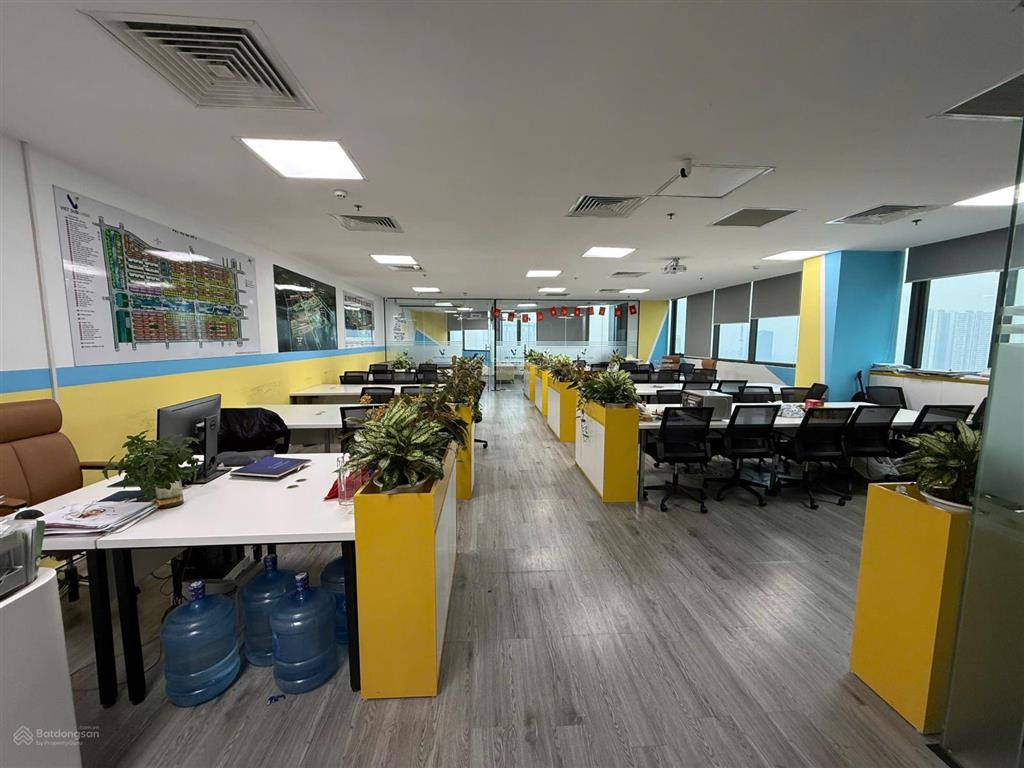 Bq cho thuê vp viwaseen 48 tố hữu 500m2 cắt từ 150m2 sẵn nội thất cơ bản đẹp vào luôn