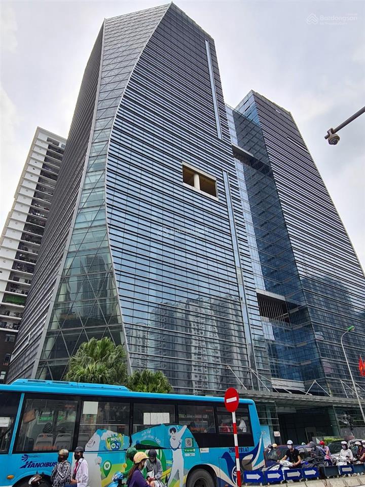 Nhượng vp thuê 500m2 có nội thất, có thể cắt nhỏ 100m2, tòa hạng a hud lê văn lương, vào được luôn