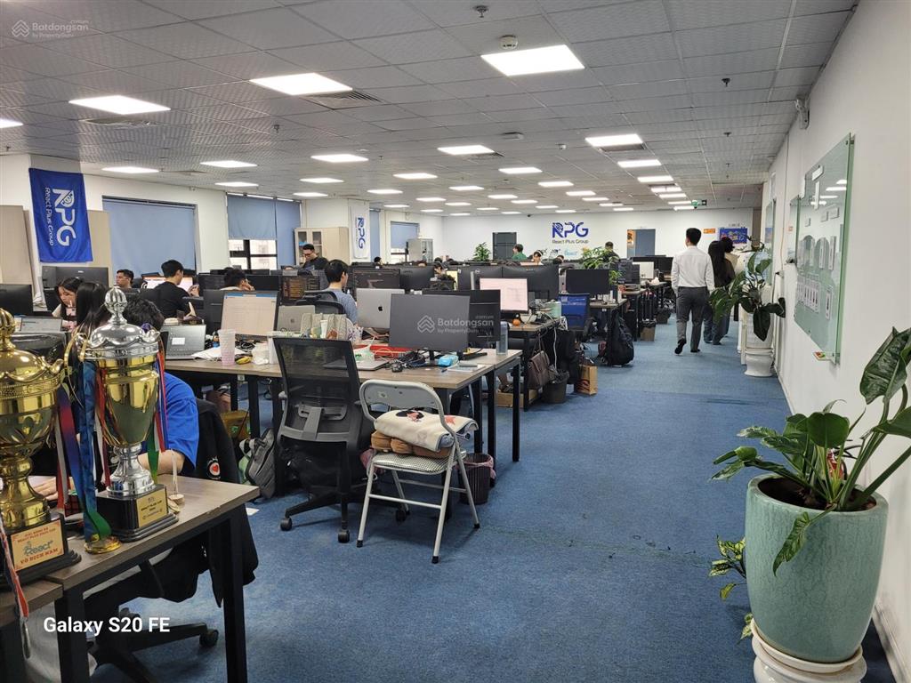 Bql cho thuê vp 500m2 cắt nhỏ từ 100m2 có nội thất văn phòng golden field nguyễn cơ thạch