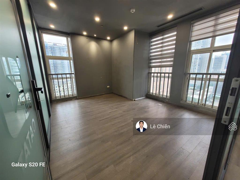 Bql cho thuê văn phòng sudico mễ trì trống 200m2 có cắt nhỏ từ 70m2 đầy đủ nội thất vào luôn