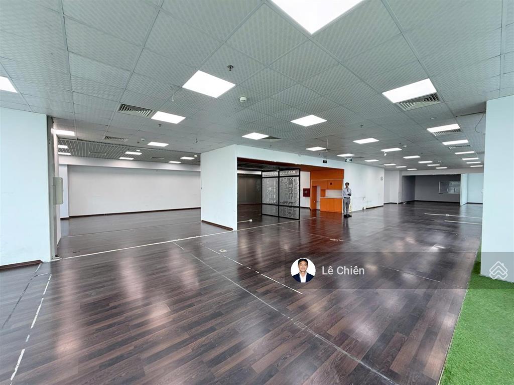 Bql cho thuê diamond lê văn lương 500m2 cắt nhỏ, nội thất cơ bản vào làm việc được luôn