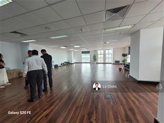 Vp thuê tòa sông đà phạm hùng 300m2 cắt từ 100m2 theo nhu cầu có nội thất vào được luôn