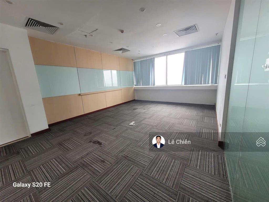 Bql viettower 1 thái hà cho thuê vp 300m² có cắt 100m² theo yêu cầu, đầy đủ nội thất cơ bản