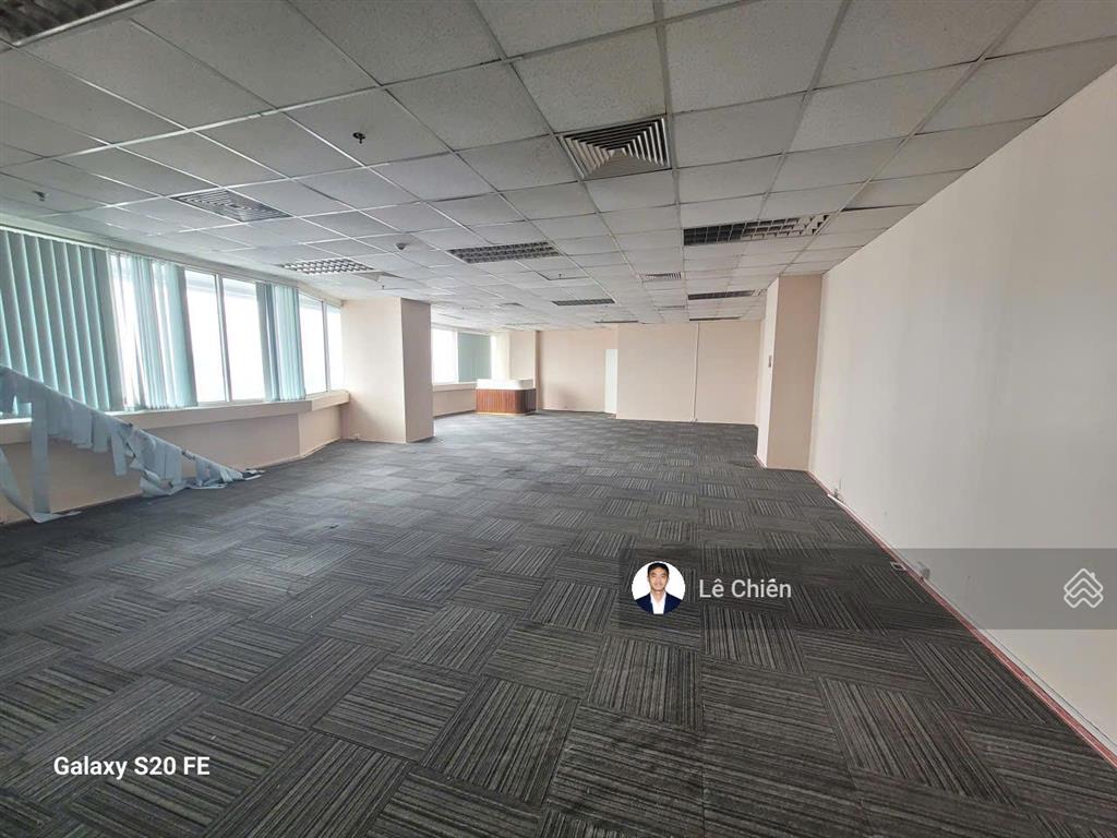 Bql viettower 1 thái hà cho thuê vp 300m² có cắt 100m² theo yêu cầu, đầy đủ nội thất cơ bản