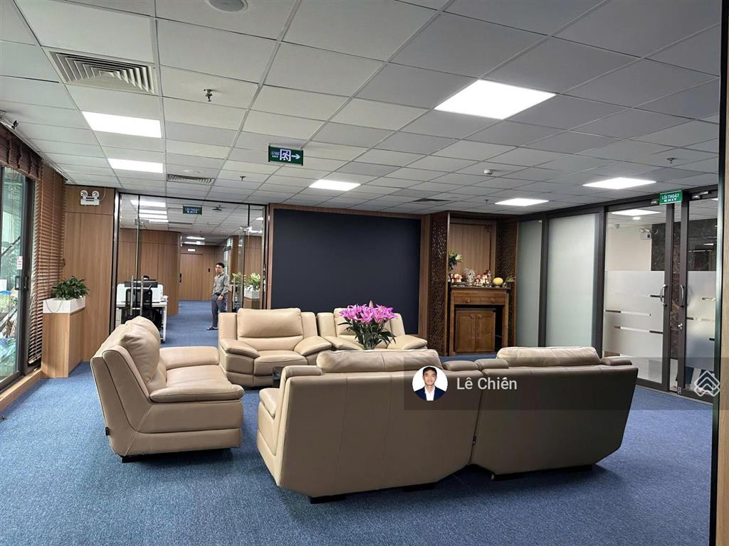 Nhượng văn phòng cic 219 trung kính 500m2 cắt từ 200m2 sẵn nội thất, view đẹp theo nhu cầu