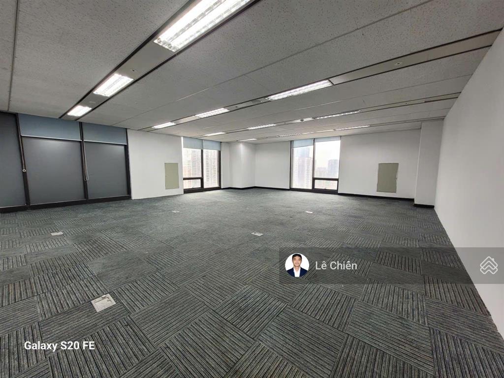 Cđt cho thuê vp charmvit trần duy hưng 200m2 cắt nhỏ từ 80m2 sẵn nội thất đẹp hạng a