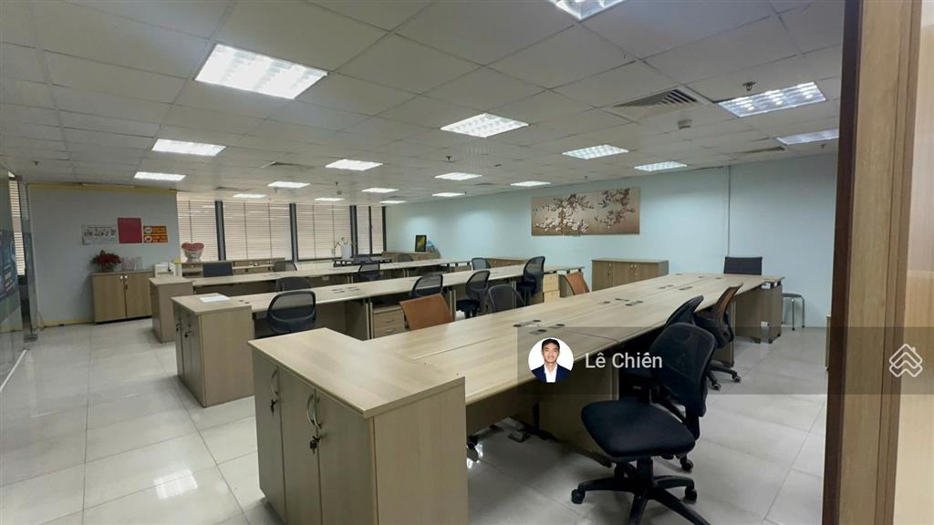Bql cho thuê diamond lê văn lương 300m2 sẵn nội thất, cắt nhỏ 100m2 vào làm việc được luôn