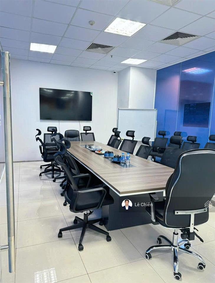 Bql cho thuê vp 300m2, cắt nhỏ được từ 100m2, nhượng nội thất, có thể lấy hapulico vũ trọng phụng