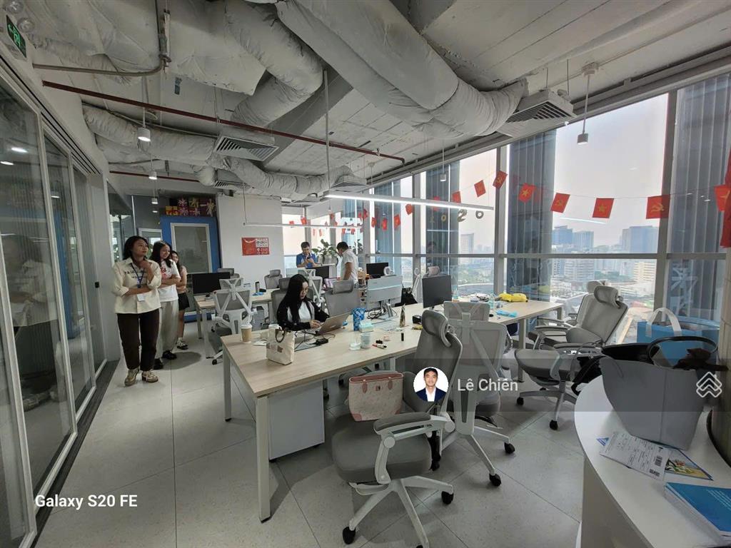 Bql cho thuê pvi phạm văn bạch 300m2 có cắt nhỏ từ 100m2 sẵn nội thất đẹp vào được luôn