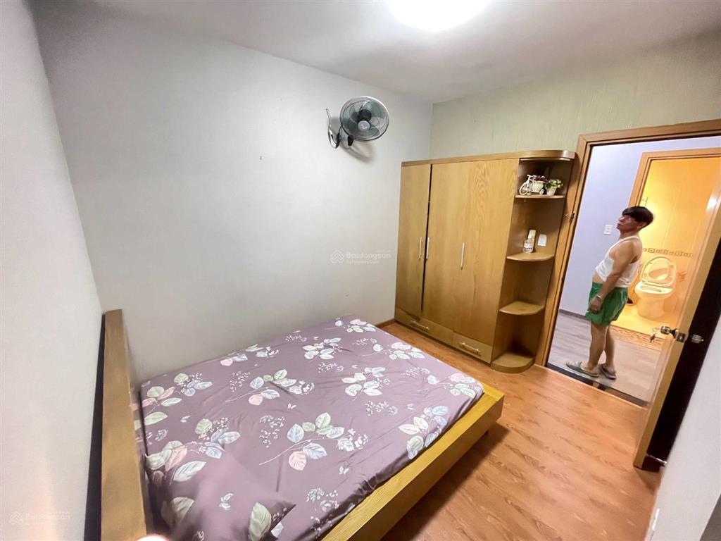Bán gấp căn hộ saigonres vincom nguyễn xí. 2pn = 3.6 tỷ.  0906 357 *** khả vy