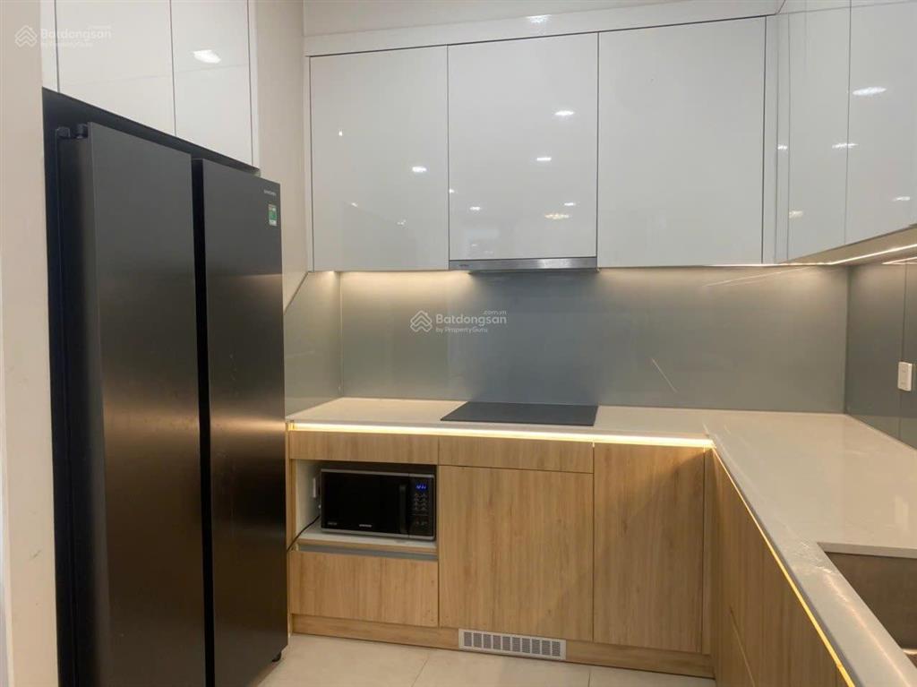 Bán căn 02pn 02vs cc thái hà constrexim bca đủ đồ 70m2 , 43 đường phạm văn đồng