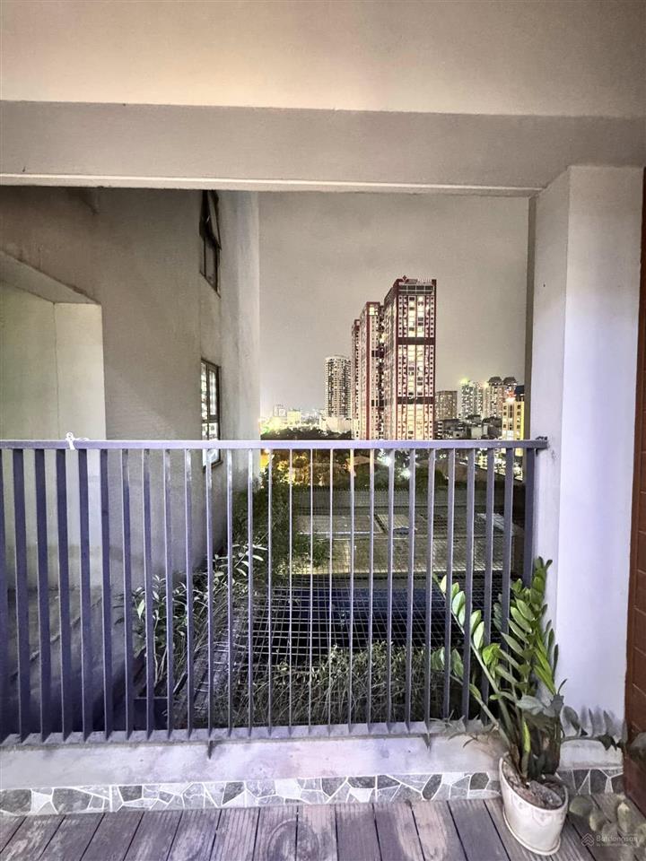 Chính chủ bán căn 2 ngủ, 74m2 view hồ toà hh thái hà epic home, thành phố giao lưu, phạm văn đồng