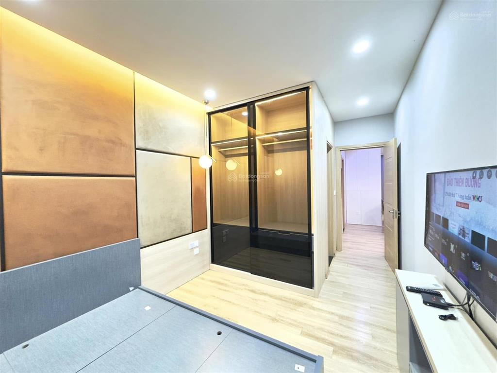 Chính chủ bán căn 2 ngủ, 74m2 view hồ toà hh thái hà epic home, thành phố giao lưu, phạm văn đồng