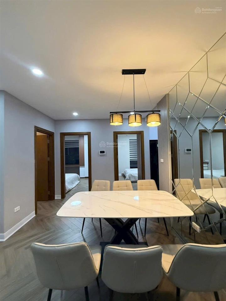 Bán căn 02pn 58m2 toà ct1a full nội thất khu đô thị thành phố giao lưu, đường phạm văn đồng