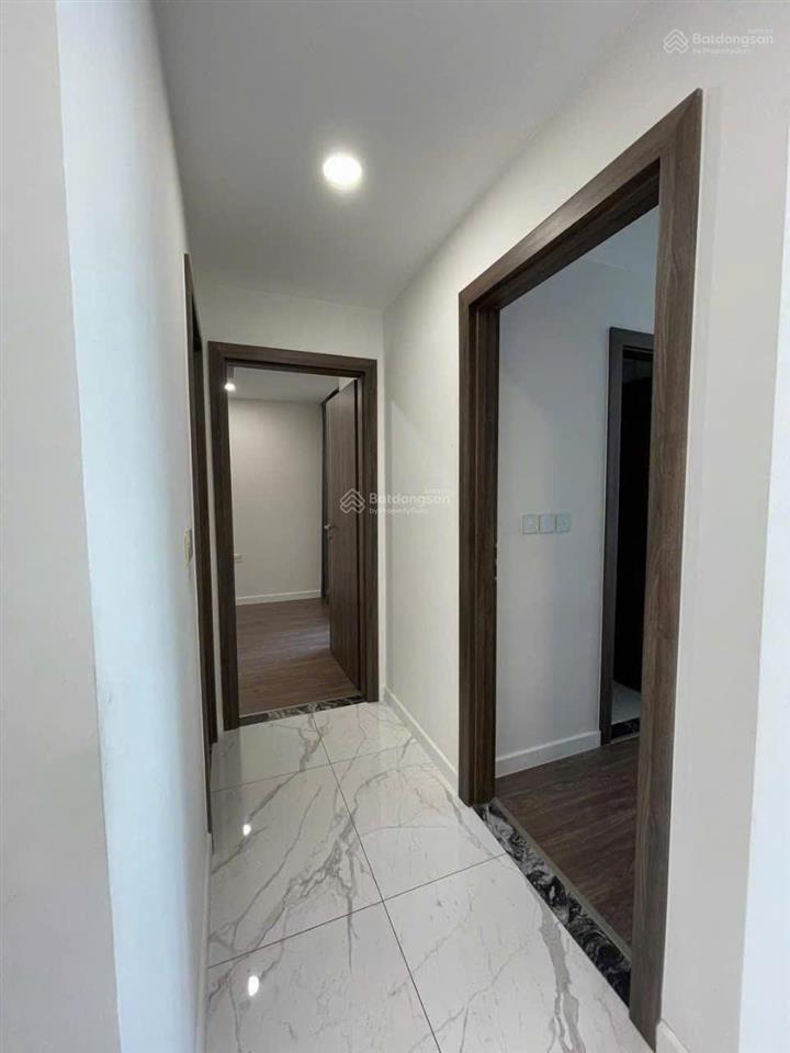 Cần cho thuê sunshine sky city quận 7 2pn 2wc 75m ntcb giá 13 triệu, view đẹp ở được liền