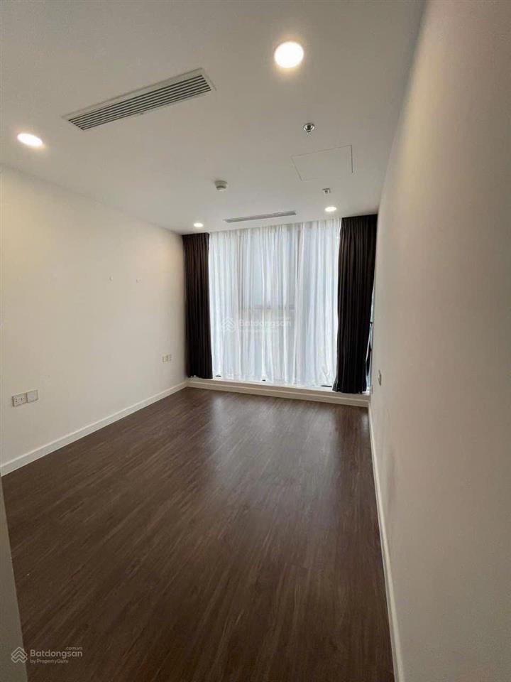 Cần cho thuê sunshine sky city quận 7 2pn 2wc 75m ntcb giá 13 triệu, view đẹp ở được liền