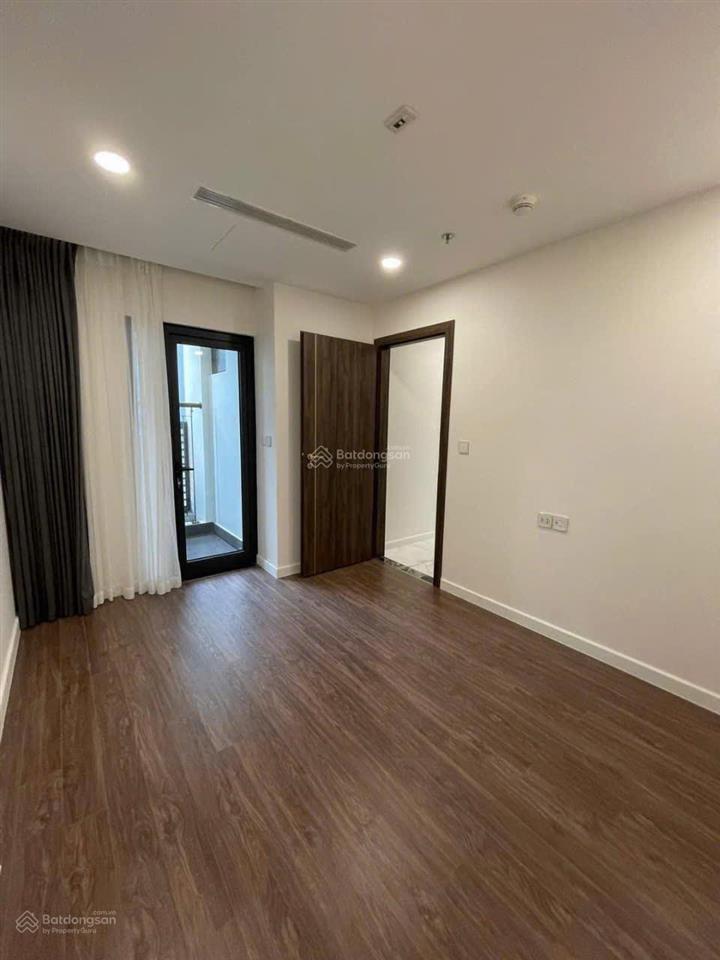 Cần cho thuê sunshine sky city quận 7 2pn 2wc 75m ntcb giá 13 triệu, view đẹp ở được liền