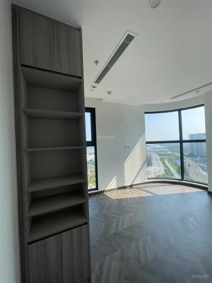 Hiếm có 1 căn 3pn the opus one view công viên 36ha và sông đồng nai, chủ cần bán gấp giá 10 tỷ tl