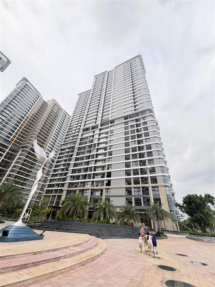 Cần cho thuê cặp shop be5 the beverly tại vinhomes grand park quận 9