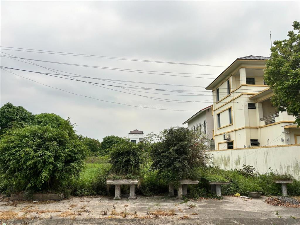 Ngân hàng bán đấu giá đất đẹp tại khu đô thị mới kim sơn, phường đông triều, quảng ninh