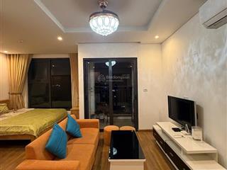 Studio green bay toà a ,giá cần tiền bán trước tết, tầng trung view đà lạt