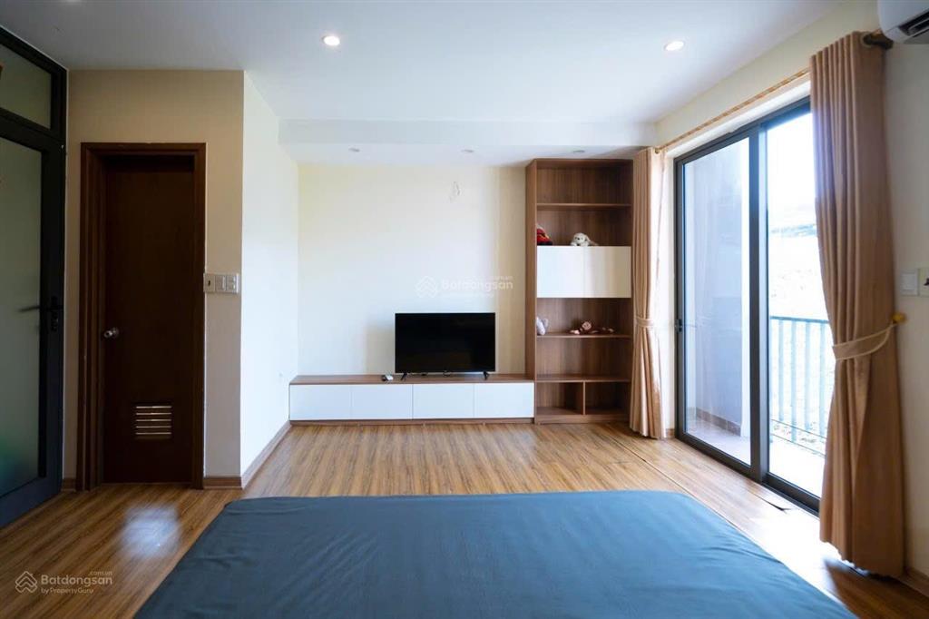 Bán căn góc lotus 2 mặt đường , dãy trung tâm, full nội thất giá rẻ