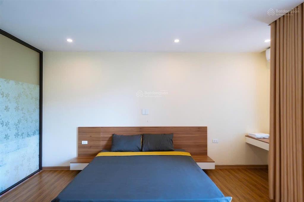 Bán căn góc lotus 2 mặt đường , dãy trung tâm, full nội thất giá rẻ