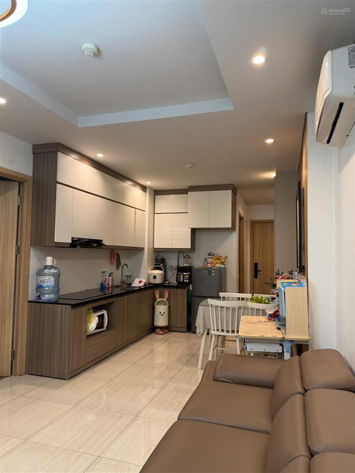 Bán căn 1 phòng ngủ 2 ban công 50m2, full nội thất còn, view biển, giá tốt