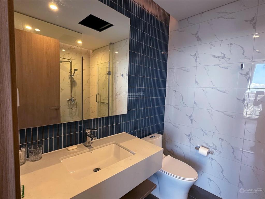3n2vs tầng cao ,full nội thất, view chính biển hướng đn, giá rẻ