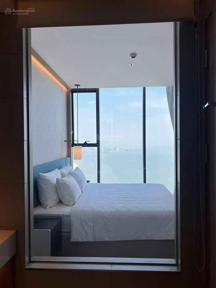 2 ngủ toà a view chính biển tầng cao, giá tham khảo tốt trong khu vực, ban công hướng đn