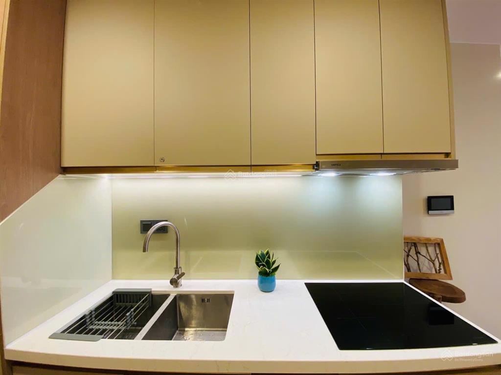 Bán 2 ngủ góc view biển, view hồ nhạc nước, tầng cao , full nội thất giá tốt