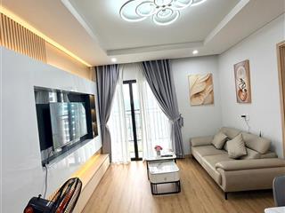 Bán căn 2n2vs tầng cao hướng đn, nội thất đẹp, giá rẻ nhất toà