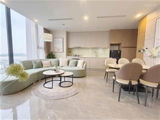 Bán căn góc 3n, 2 mặt view biển, đẹp độc nhất tại dự án, tầng cao, nội thất mới tinh