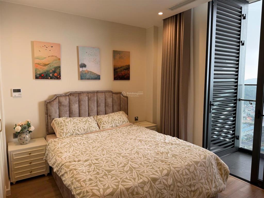 Bán căn 1n+ 2vs view biển tầng cao, hướng đn, full nội thất giá tốt