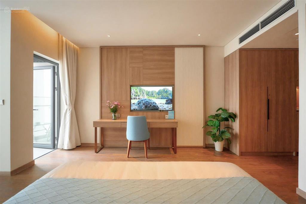 1.850 căn 1n view thẳng biển ko bị che chắn alacate hạ long, ngay mặt bãi tắm bãi cháy