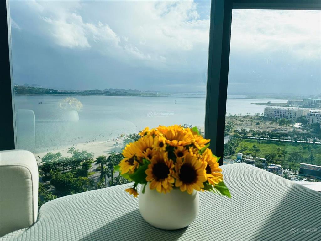 1.850 căn 1n view thẳng biển ko bị che chắn alacate hạ long, ngay mặt bãi tắm bãi cháy