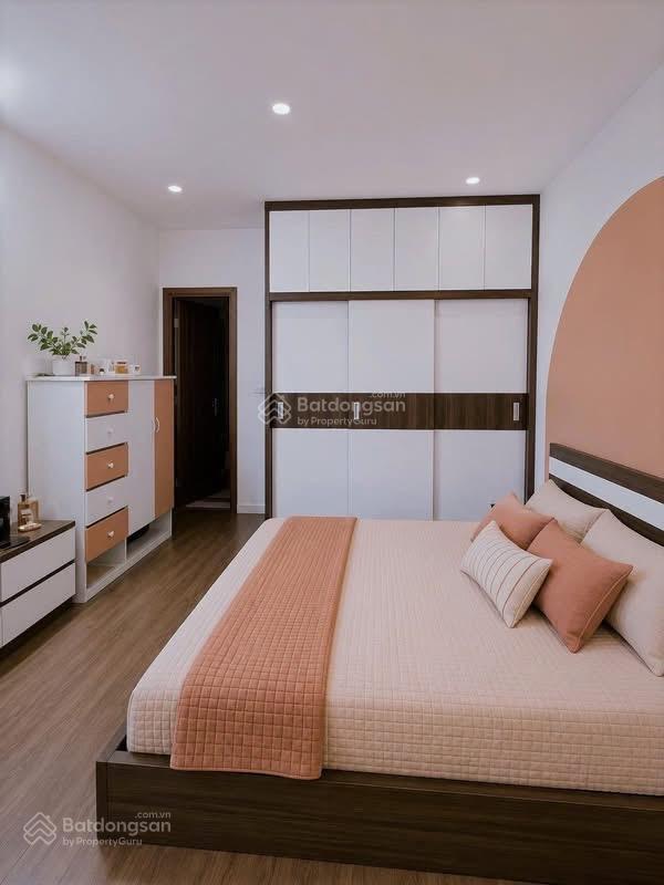 Bán cc 2pn, 2wc, 83m2 tại k35 tân mai, chỉ với 6,65 tỷ vnd, view đẹp