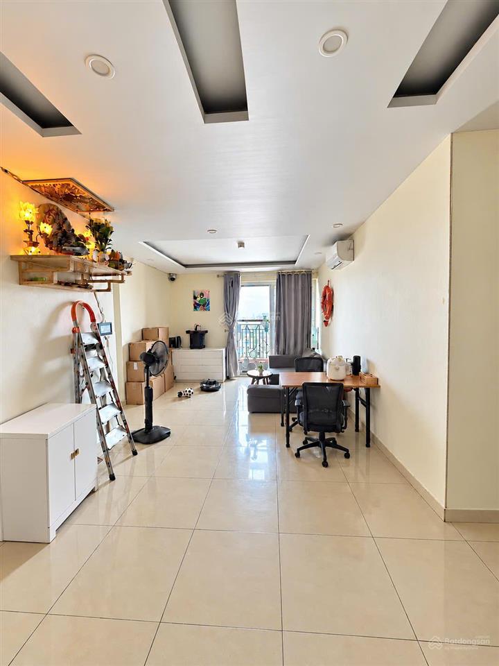 Bán cc seasons avenue, 8,2 tỷ, 95m2, 3pn, 2wc, hướng đn