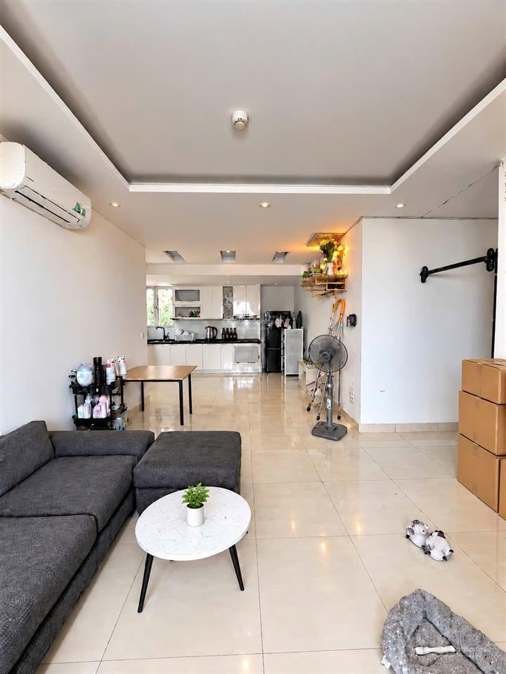 Bán cc seasons avenue, 8,2 tỷ, 95m2, 3pn, 2wc, hướng đn