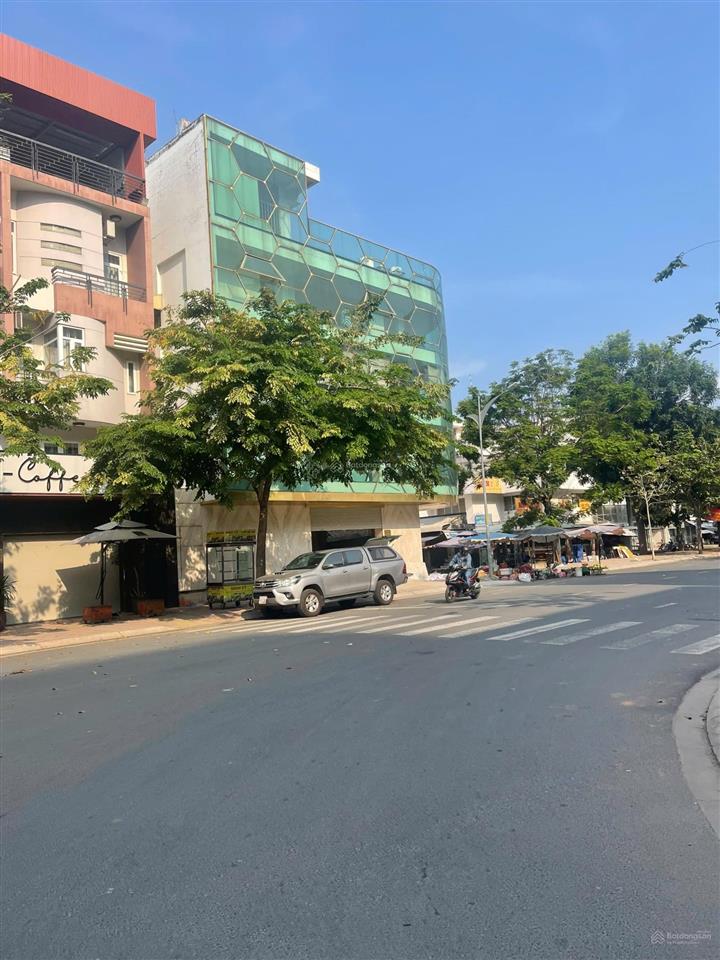 Giảm 7 tỷ  toà nhà 2 mặt tiền phạm văn ngôn (10x16) hầm 5 tầng ngay nhà ga thủ thiêm bán gấp!!!!!!