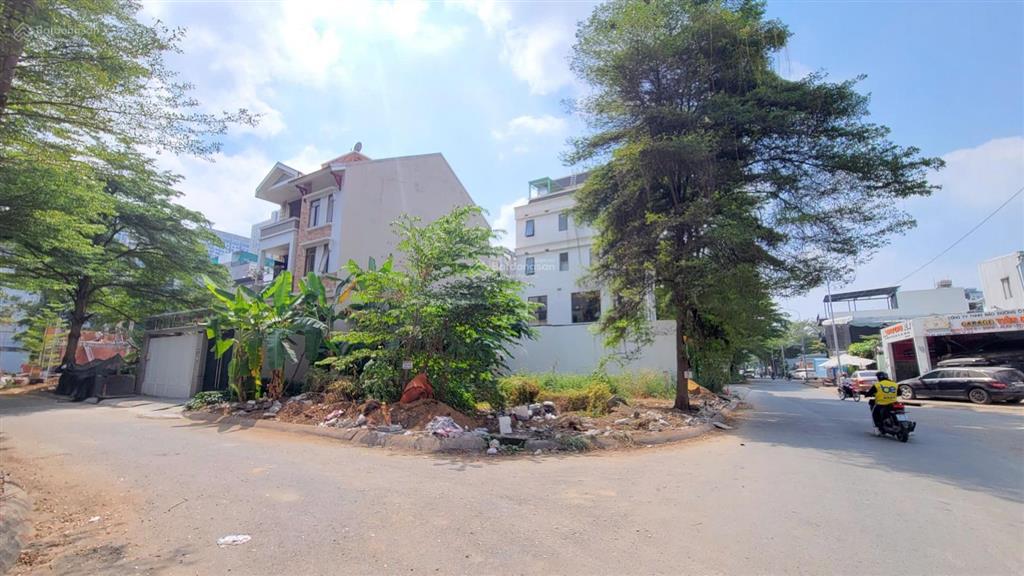 Siêu phẩm  góc hai mặt tiền bát nàn giá chỉ 195tr/m  hiếm có khó tìm không có lô thứ 2 tốt hơn