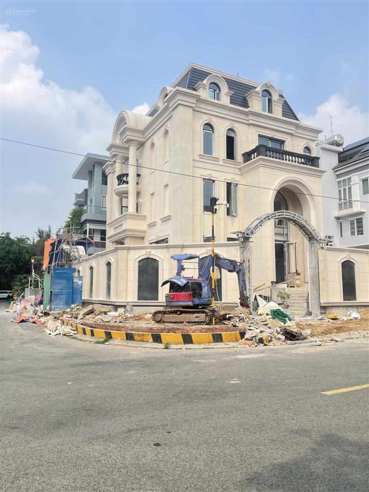 Siêu phẩm  góc hai mặt tiền bát nàn giá chỉ 195tr/m  hiếm có khó tìm không có lô thứ 2 tốt hơn