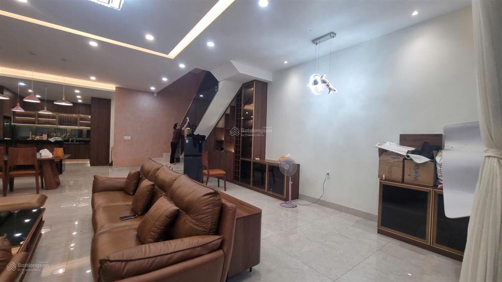 Biệt thự vip hồ bơi tại an phú an khánh  sự lựa chọn hoàn hảo (10x22) 3 tầng giảm giá 4 tỷ bán gâp