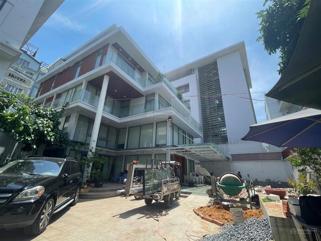 Giảm 20 tỷ biệt thự vip trần não  bến tàu bình an  (20x30) giá 170 tỷ còn 150 tỷ cực hiếm tại kv