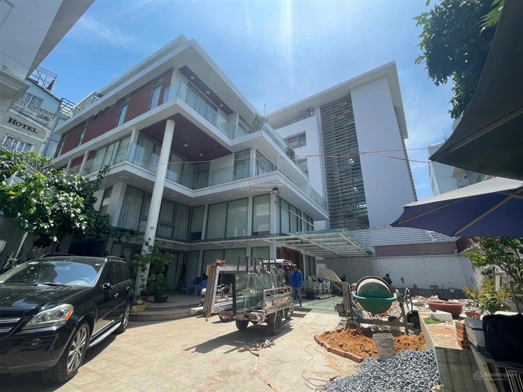 Giảm 20 tỷ biệt thự vip trần não  bến tàu bình an  (20x30) giá 170 tỷ còn 150 tỷ cực hiếm tại kv