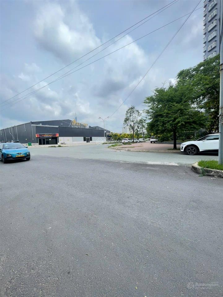 Hiếm  đất xây văn phòng|8x20|ngay cao đức lân|xd hầm 4 tầng|vị trí đẹp|chỉ 1 lô hiếm có đang bán